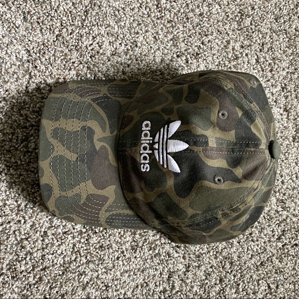 Adidas camo hat